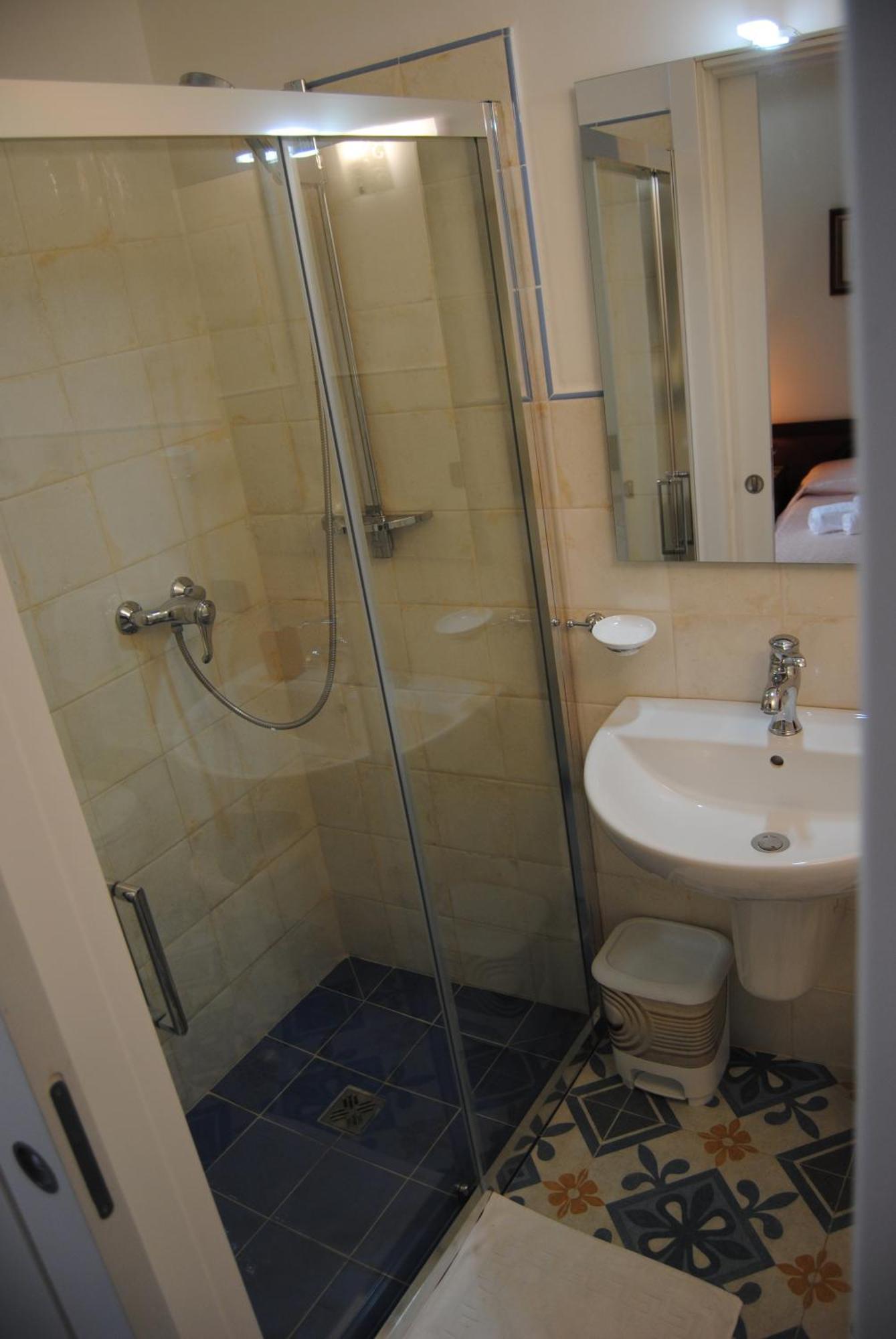 غالّيبولي B & B Palazzo Maestro & Corte Maestro Rooms الغرفة الصورة