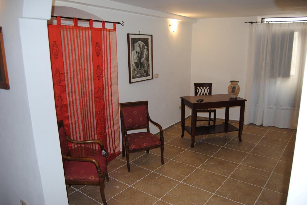 غالّيبولي B & B Palazzo Maestro & Corte Maestro Rooms الغرفة الصورة